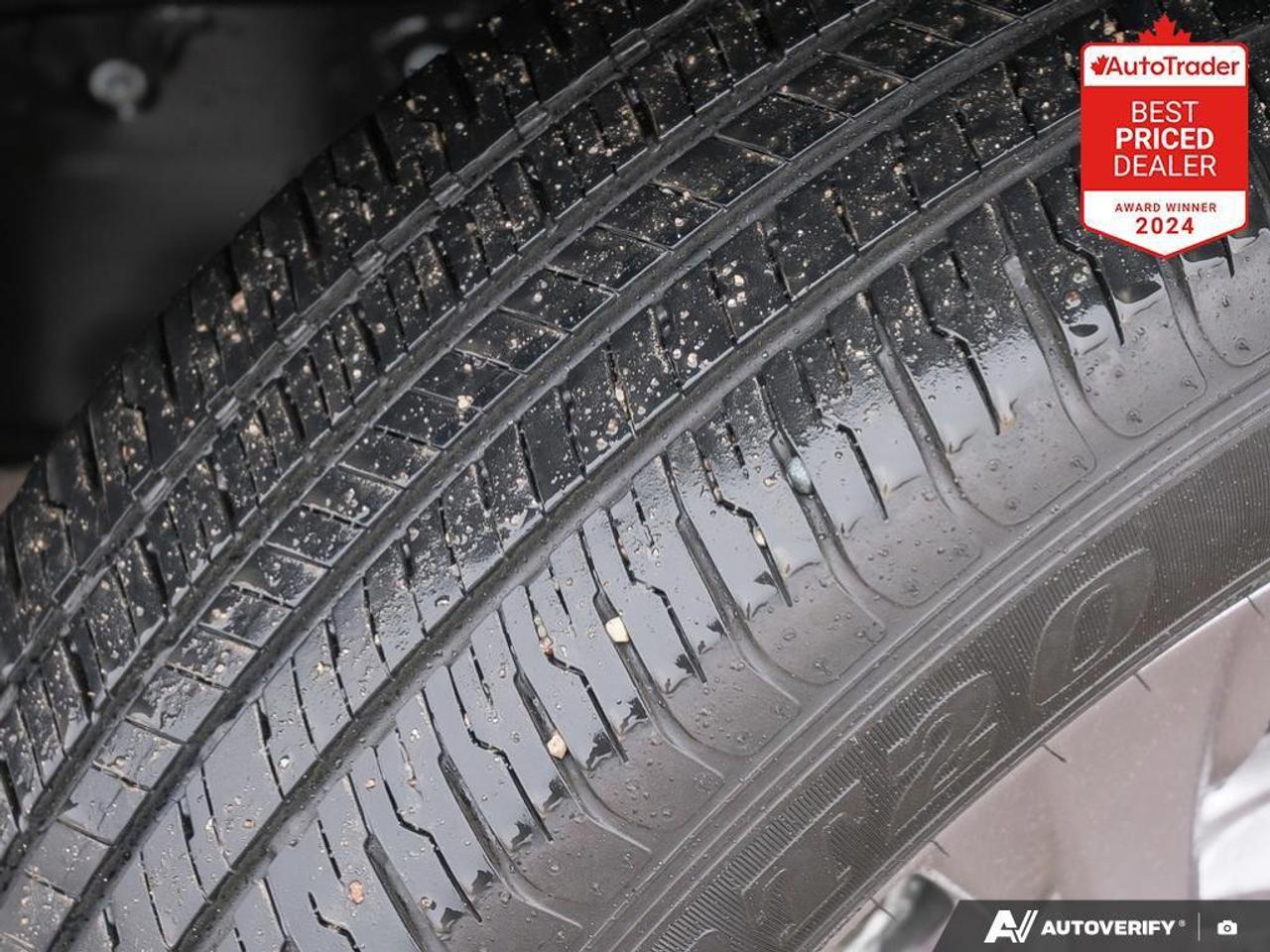2025 Toyota RAV4 XLE 4dr All-wheel Drive Photo