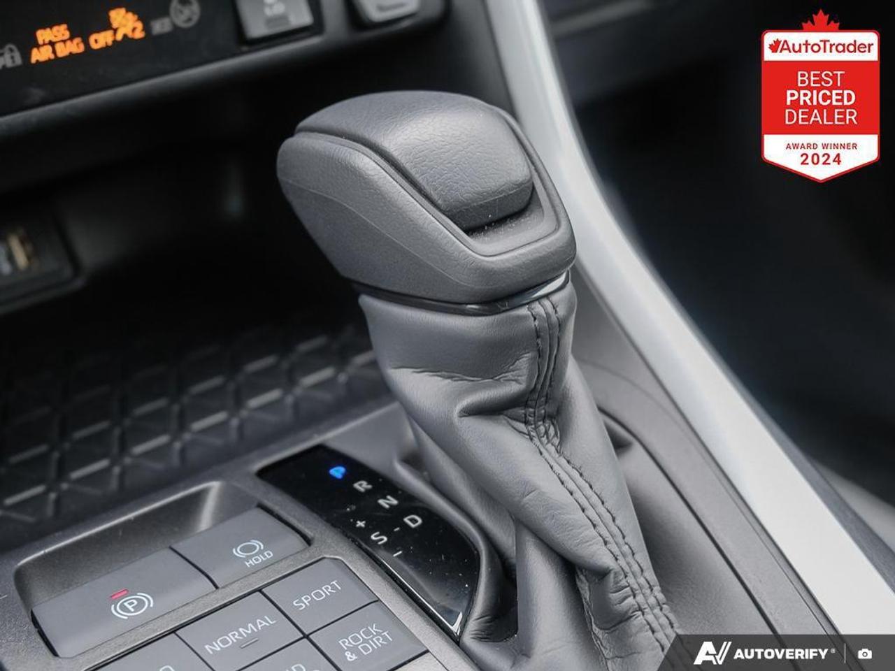 2025 Toyota RAV4 XLE 4dr All-wheel Drive Photo