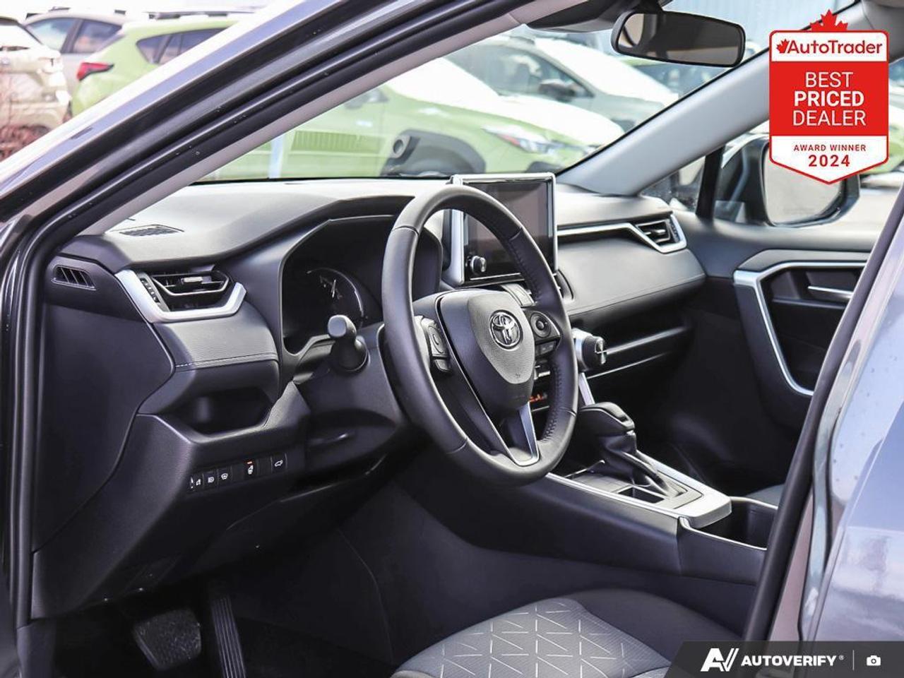 2025 Toyota RAV4 XLE 4dr All-wheel Drive Photo