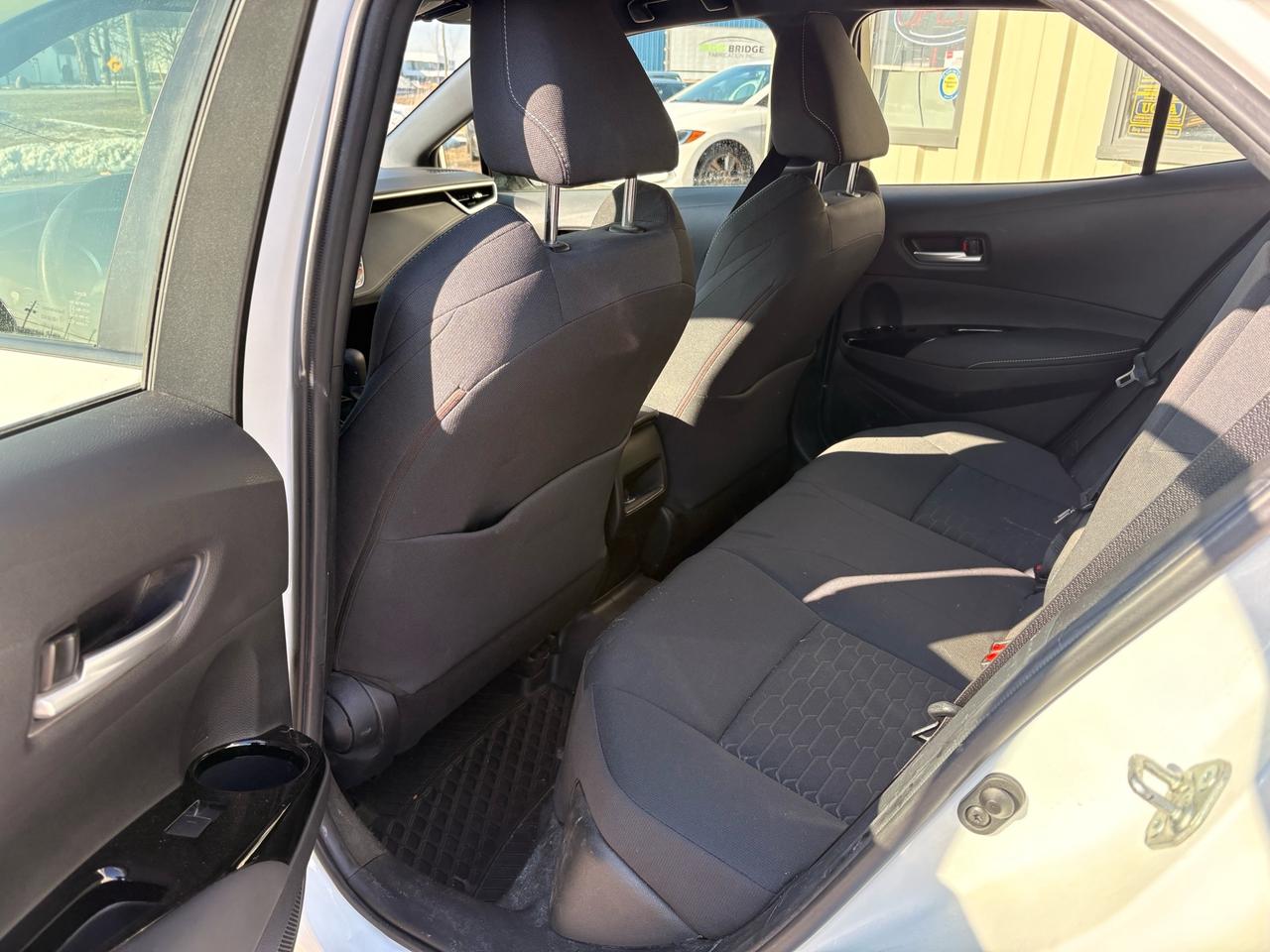 2022 Toyota Corolla Hatchback SE, CVT, Rare Hatchback, Apple Carplay Photo