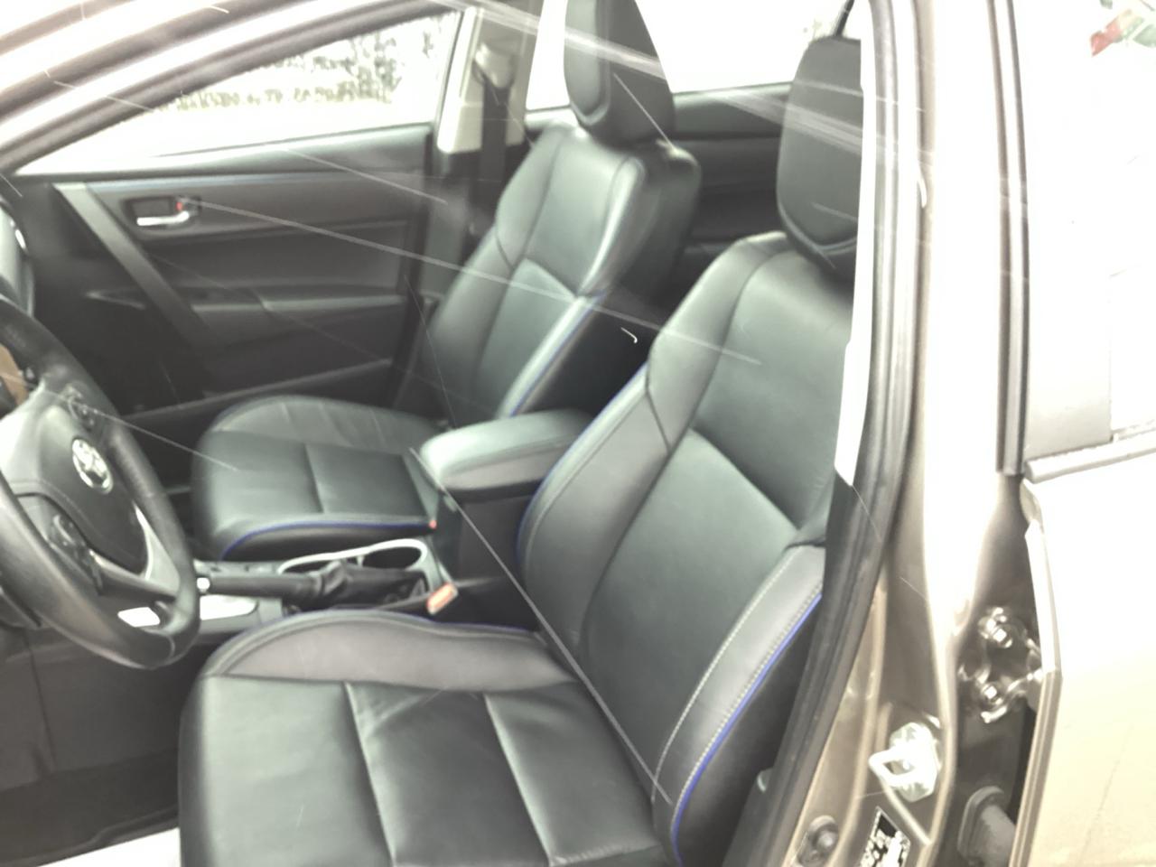 2019 Toyota Corolla XSE Photo