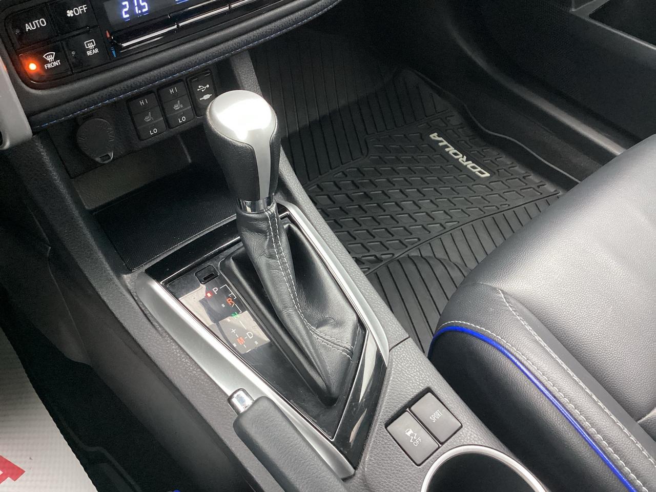 2019 Toyota Corolla XSE Photo