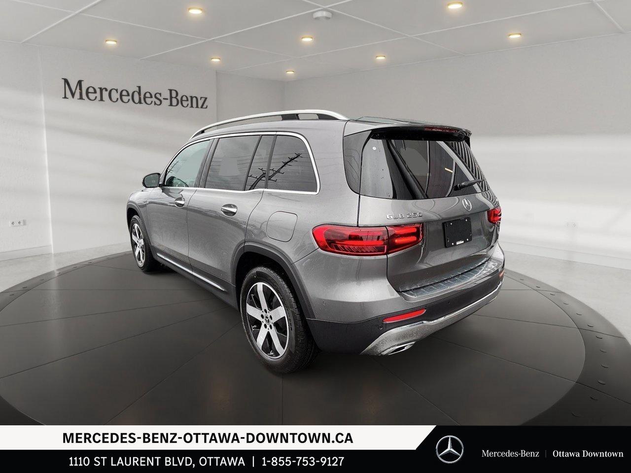 2025 Mercedes-Benz GLB 250 4MATIC Photo