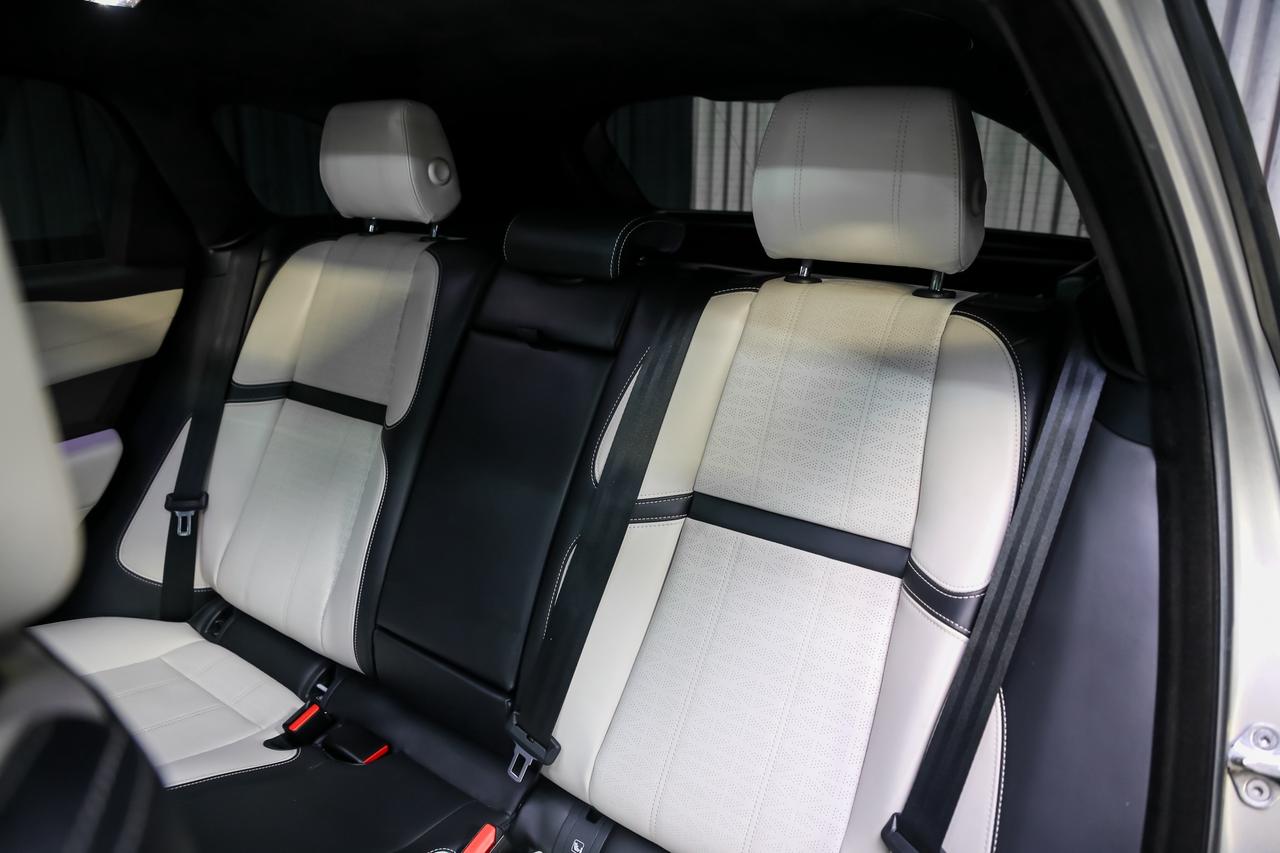 2018 Land Rover Range Rover Velar P380 R-DYNAMIC HSE 1ST EDITION RARECOLOR SERV.RECS Photo