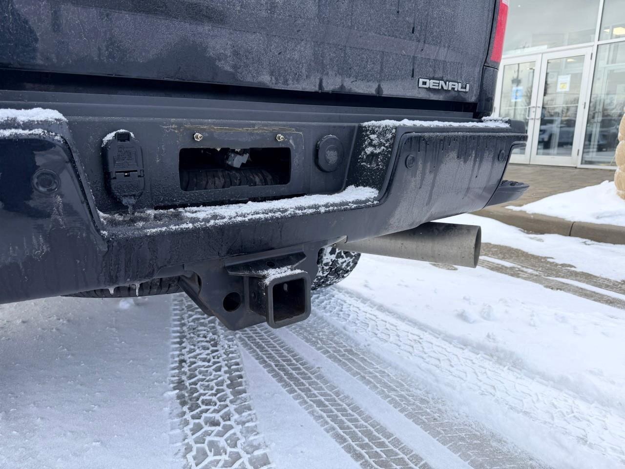 2019 GMC SIERRA 2500HD DenaliDENALI, 6.6L V8 DURAMAX, ALLOYS, LEATHER, CE Photo