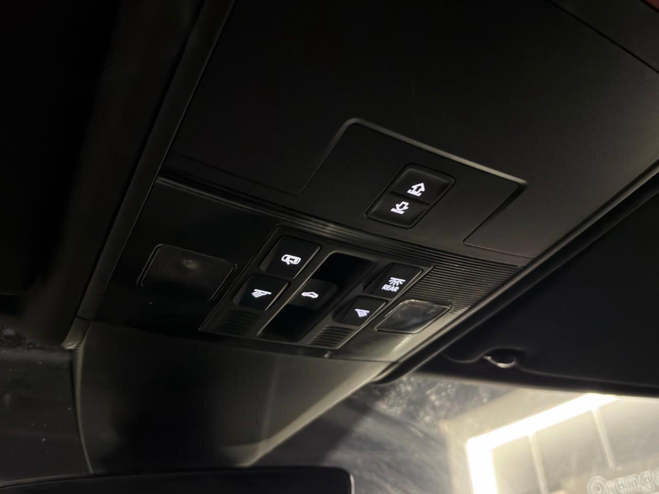 2022 Volkswagen Atlas Cross Sport HighlineAWD, VR6, SUNROOF, NAVIGATION, CARPLAY, HT Photo