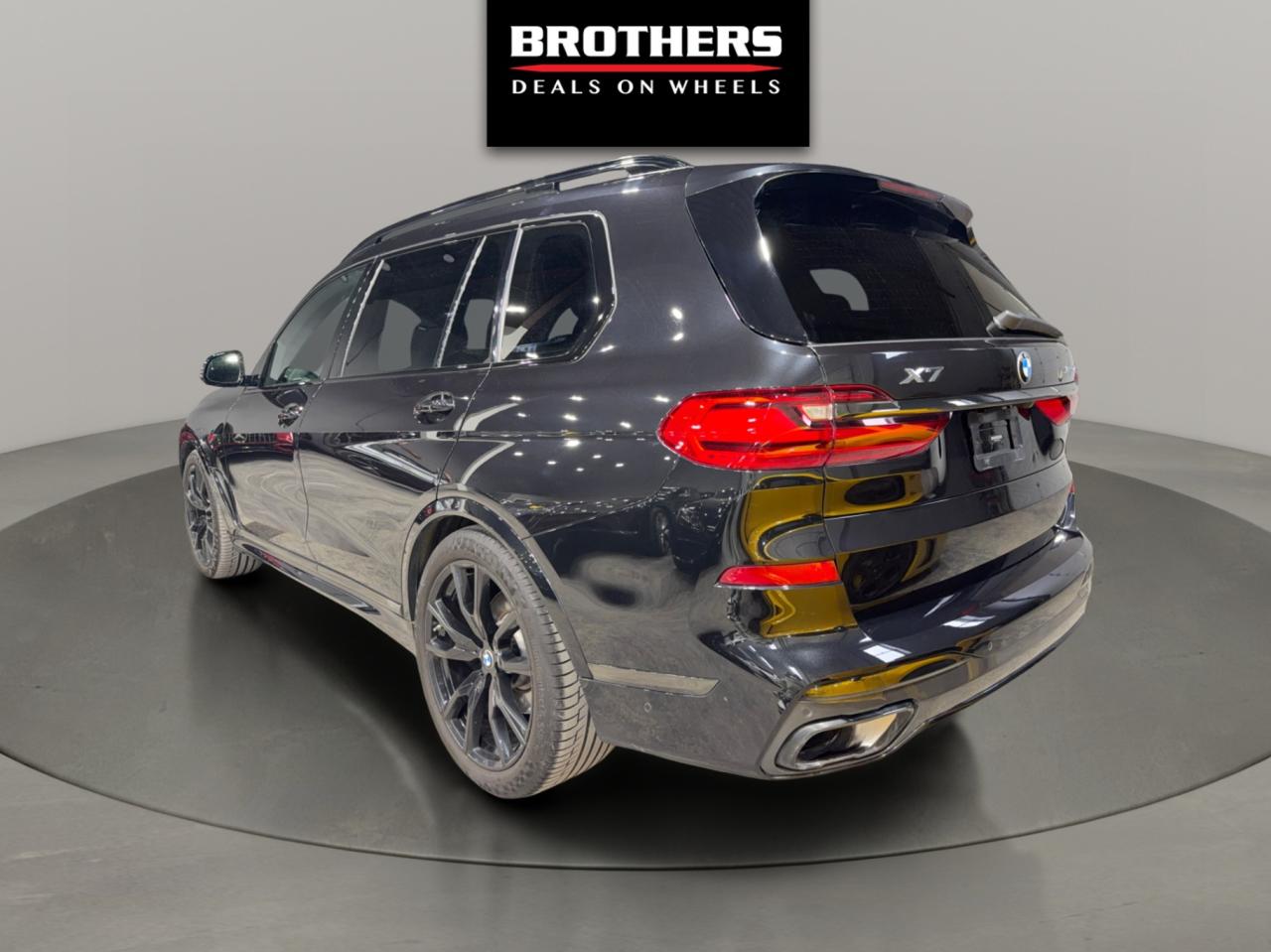 2020 BMW X7 XDrive40i M Sport Pkg No Accidents 7 Passenger Photo4