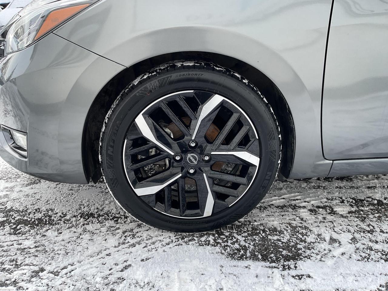 2024 Nissan Versa SR 4DR SEDAN Photo