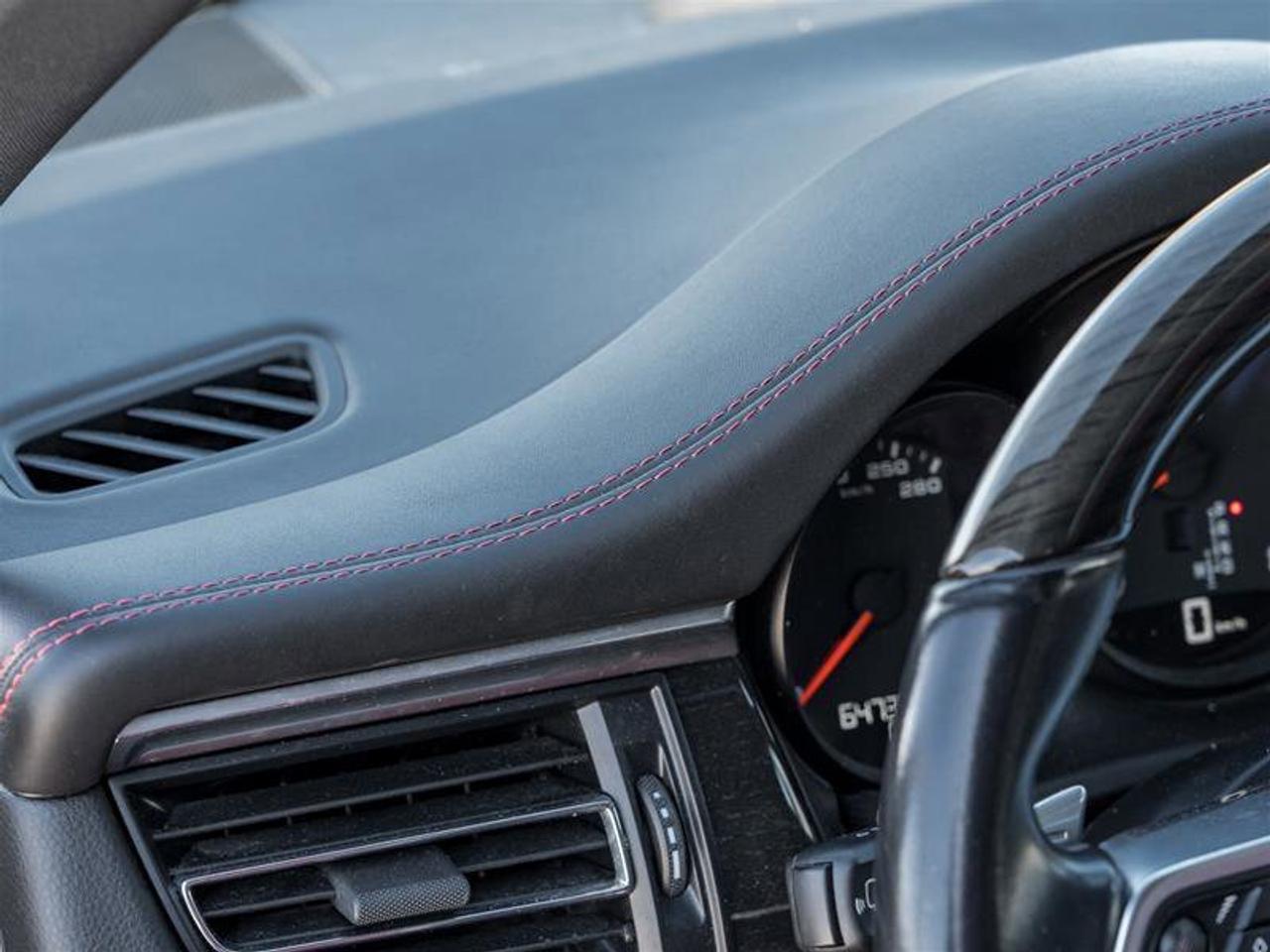 2021 Porsche Macan AWD Premium Pkg 20 Macan Turbo Wheels in High Glos Photo