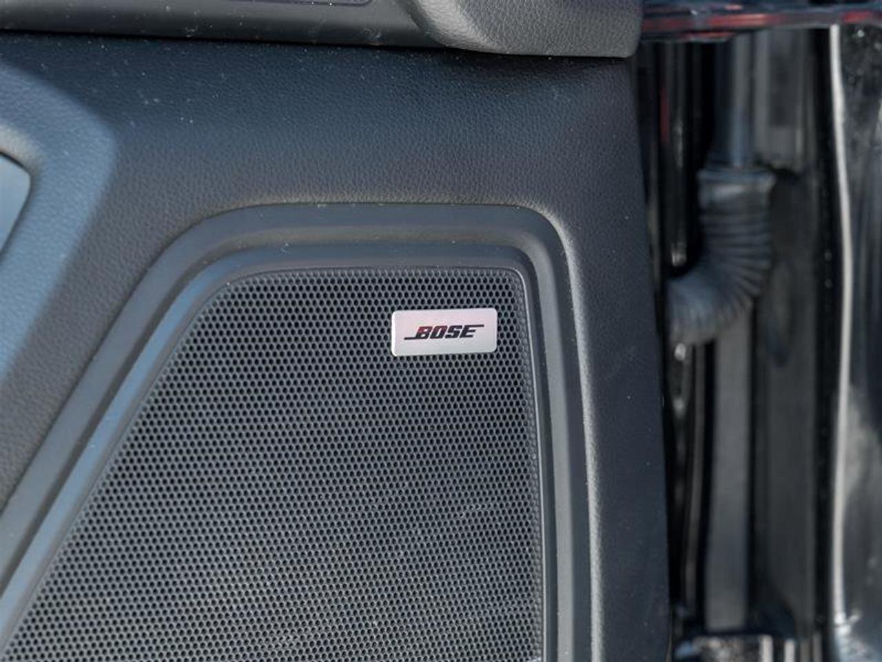 2021 Porsche Macan AWD Premium Pkg 20 Macan Turbo Wheels in High Glos Photo