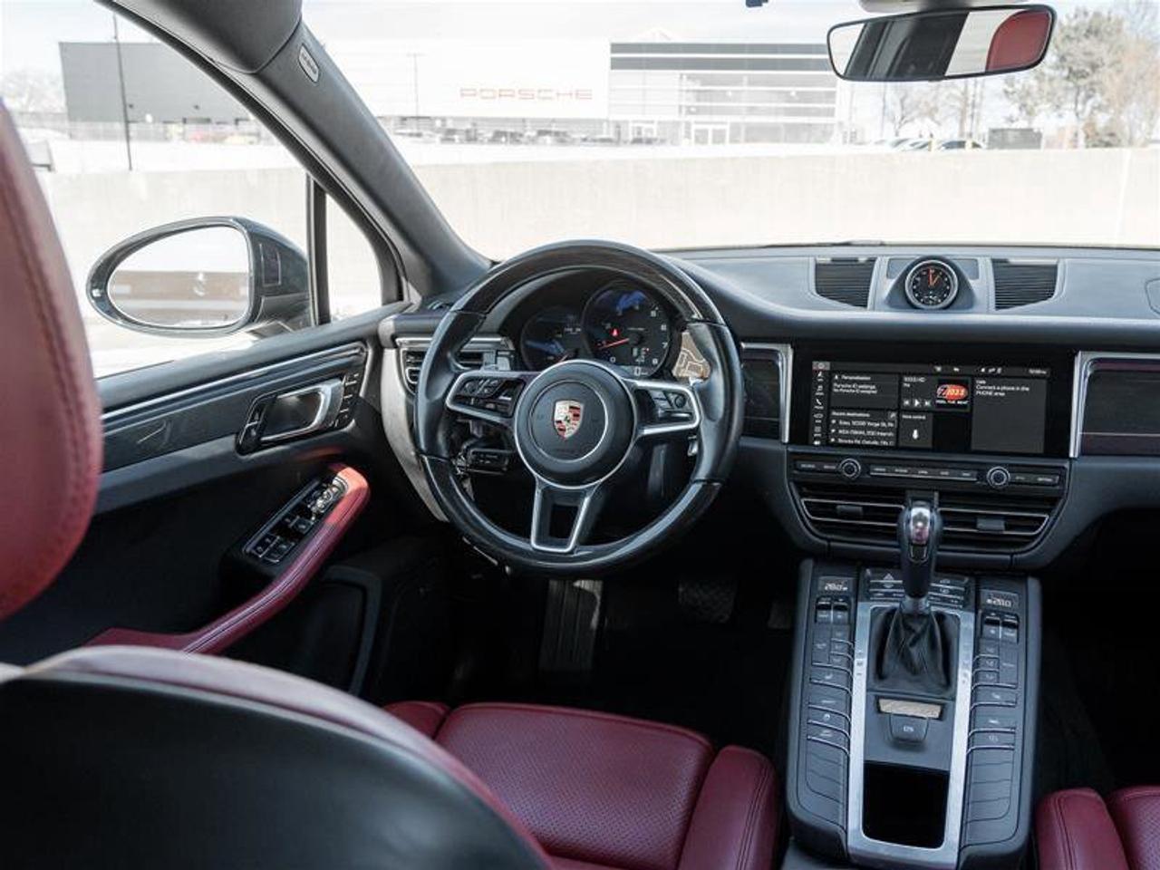 2021 Porsche Macan AWD Premium Pkg 20 Macan Turbo Wheels in High Glos Photo