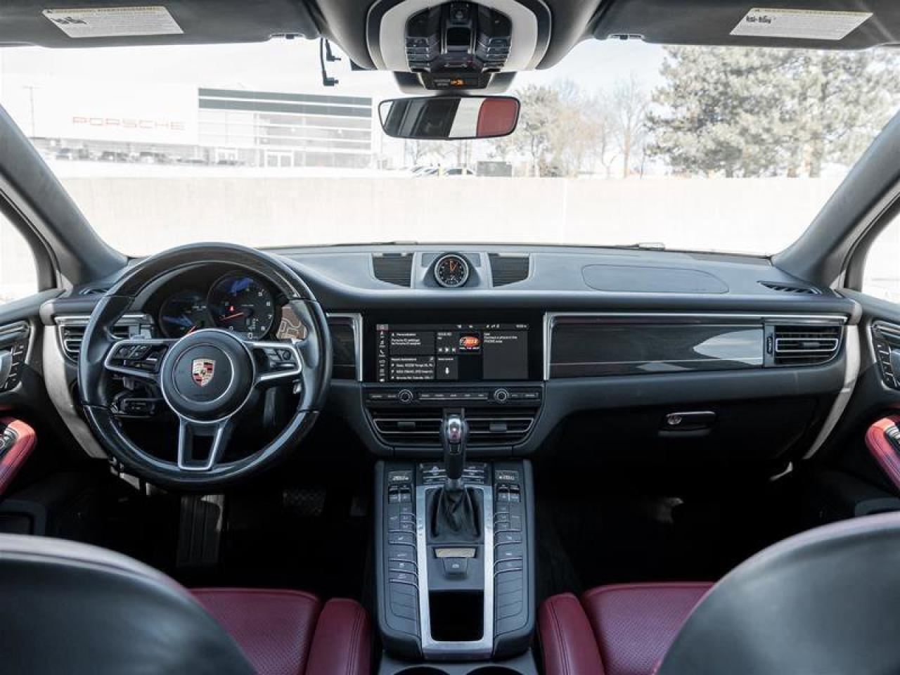 2021 Porsche Macan AWD Premium Pkg 20 Macan Turbo Wheels in High Glos Photo