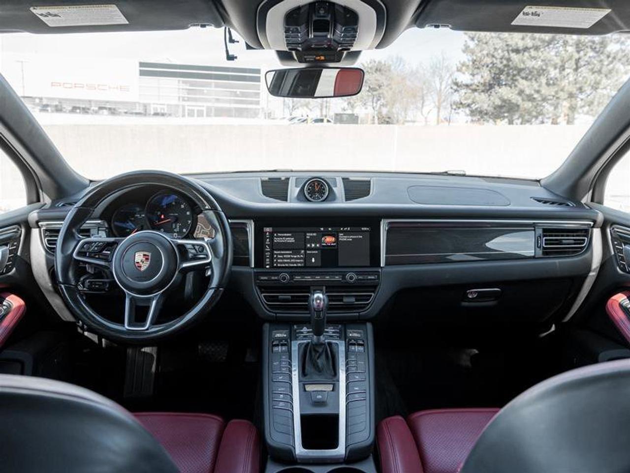 2021 Porsche Macan AWD Premium Pkg 20 Macan Turbo Wheels in High Glos Photo