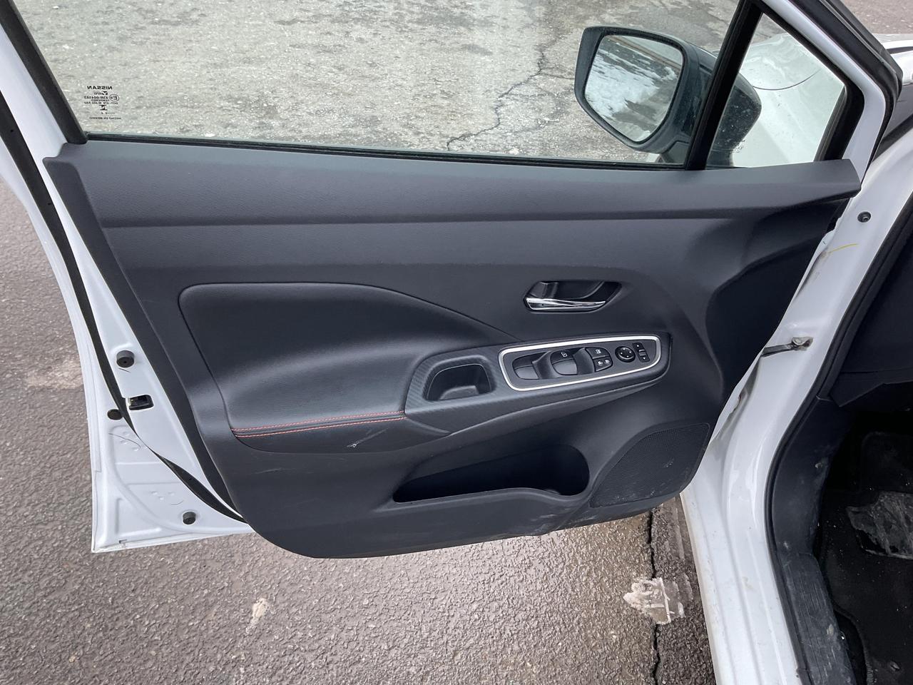 2024 Nissan Versa SR 4DR SEDAN Photo