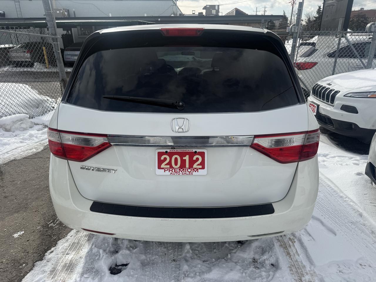 2012 Honda Odyssey *** 3 YEAR WARRANTY INCLUDED *** Photo