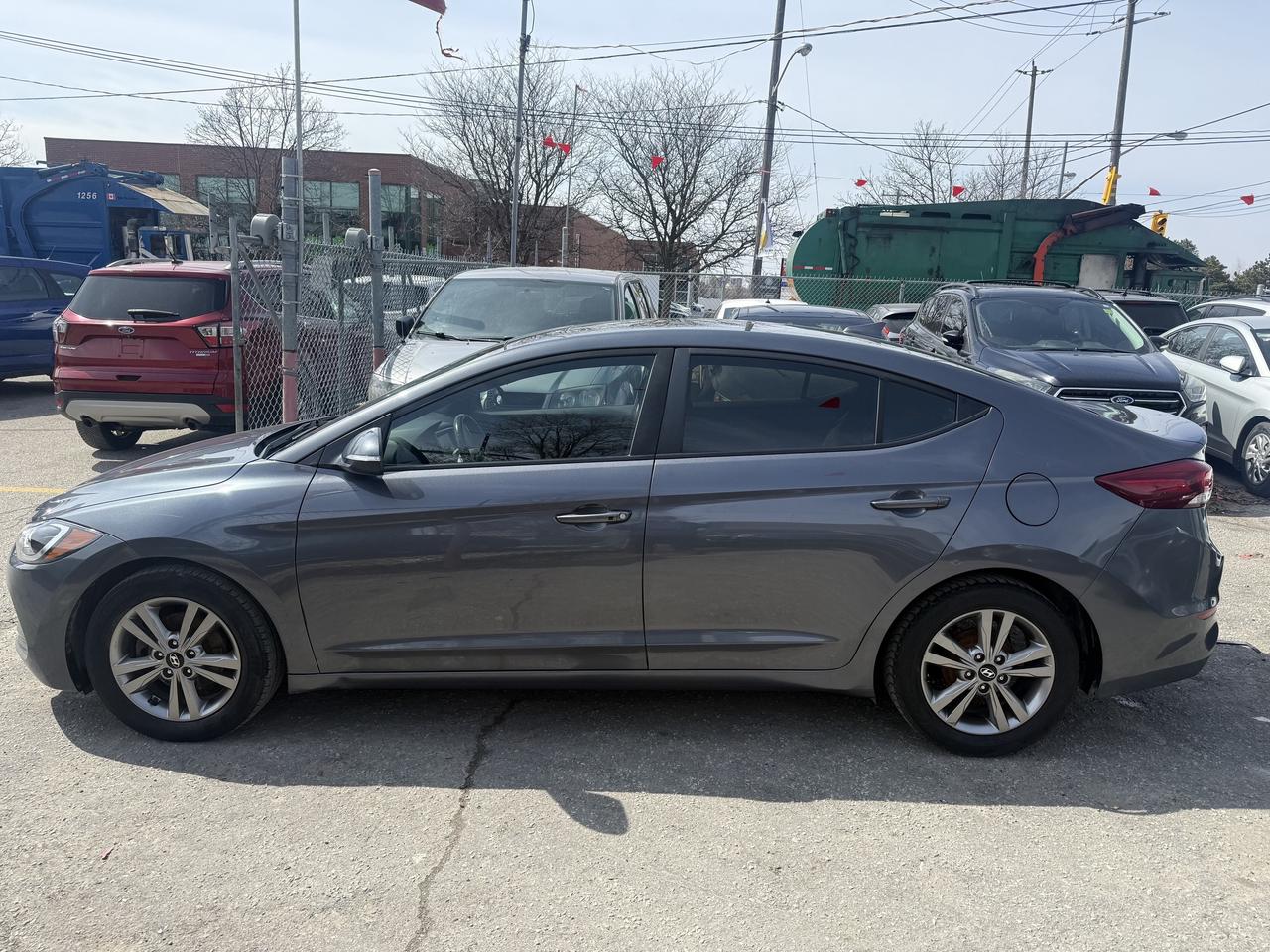 2018 Hyundai Elantra *** 3 YEAR WARRANTY INCLUDED *** Photo