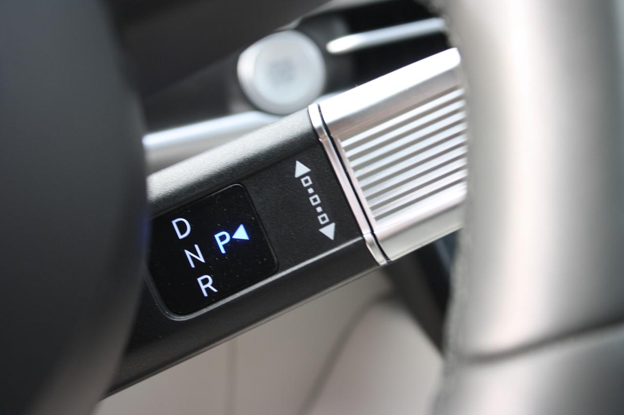 2025 Hyundai Tucson Hybrid Ultimate Demo / Vent Seats / Bose Audio Photo