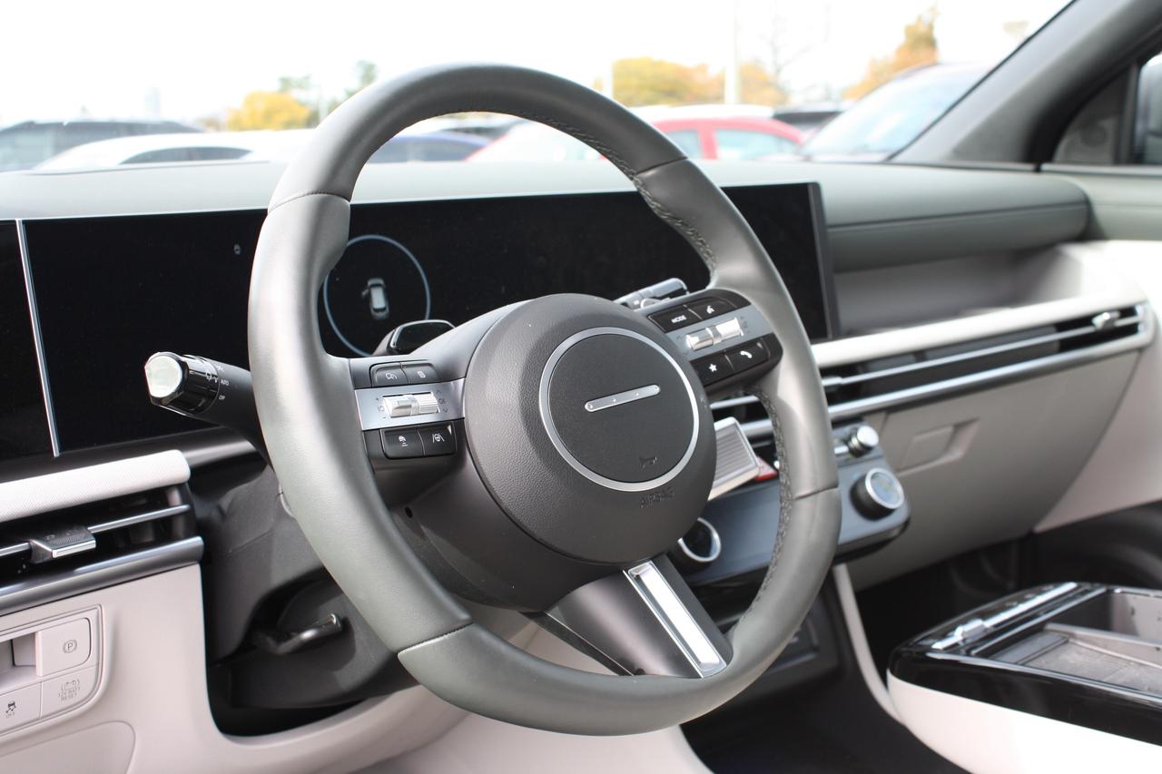 2025 Hyundai Tucson Hybrid Ultimate Demo / Vent Seats / Bose Audio Photo