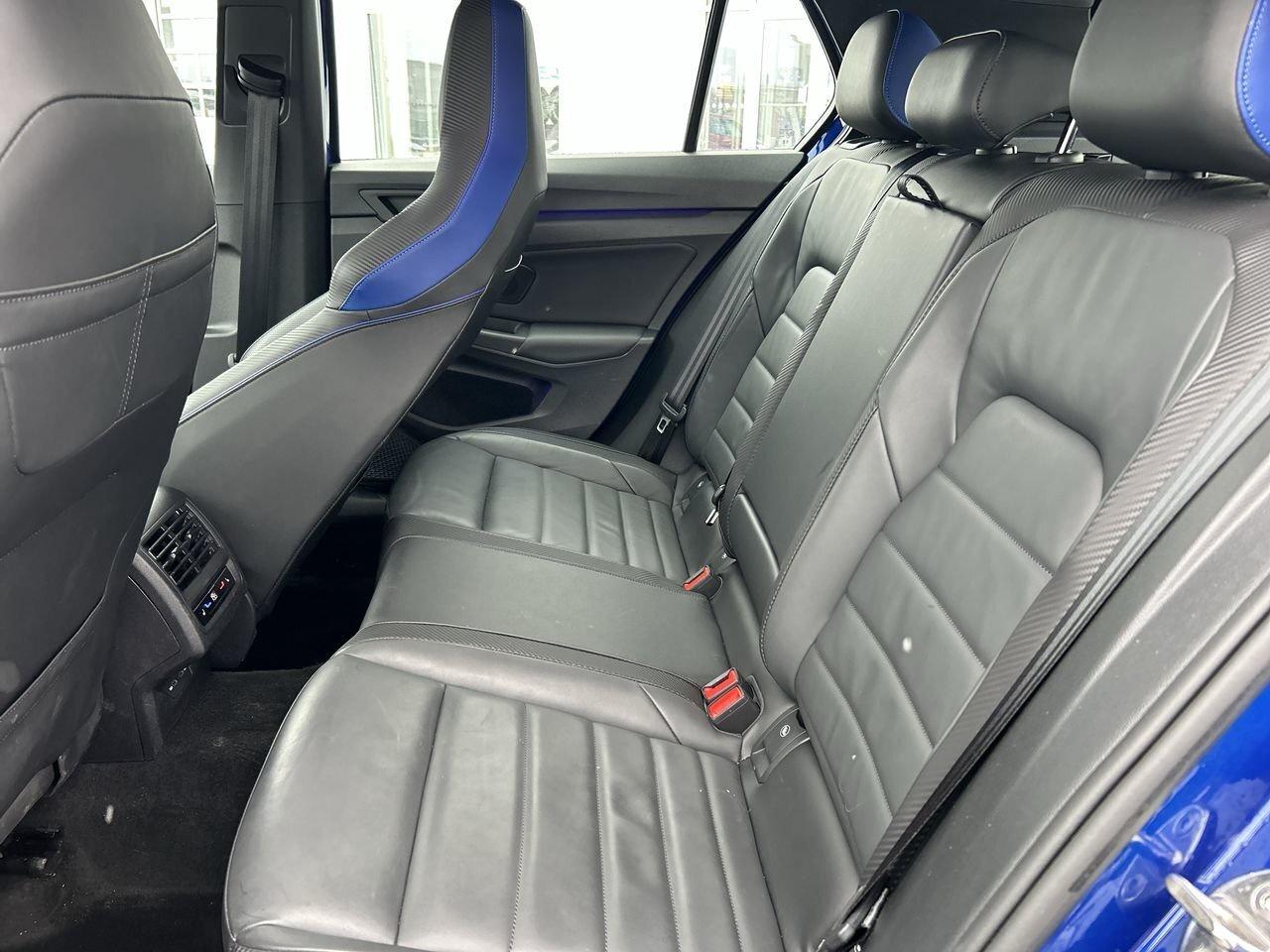 2024 Volkswagen Golf R 2.0T 7Sp at DSG w/Tip Leather  Alloy Wheels  Heads Photo