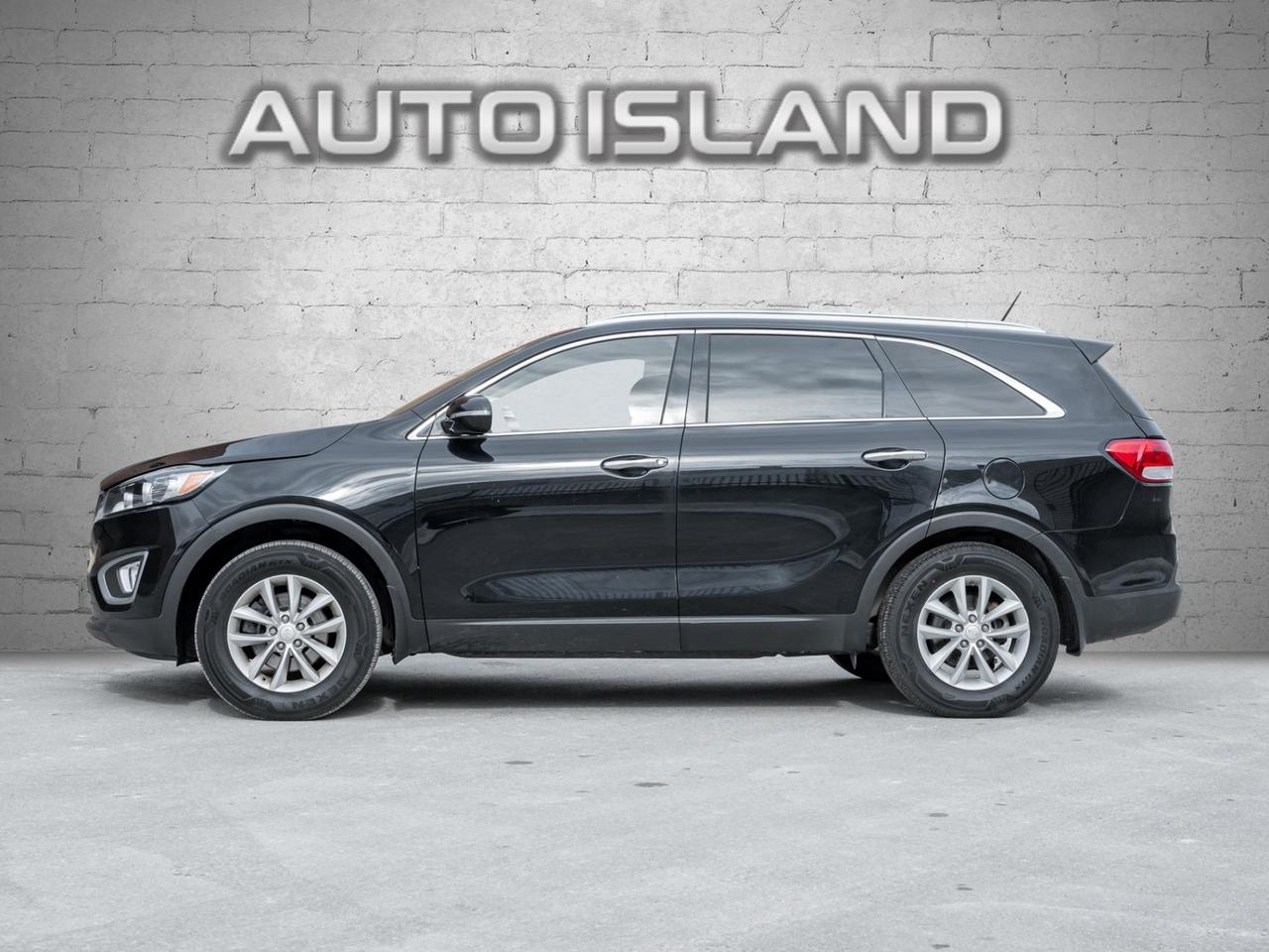 2017 Kia Sorento FWD LX, Backup Camera Photo4