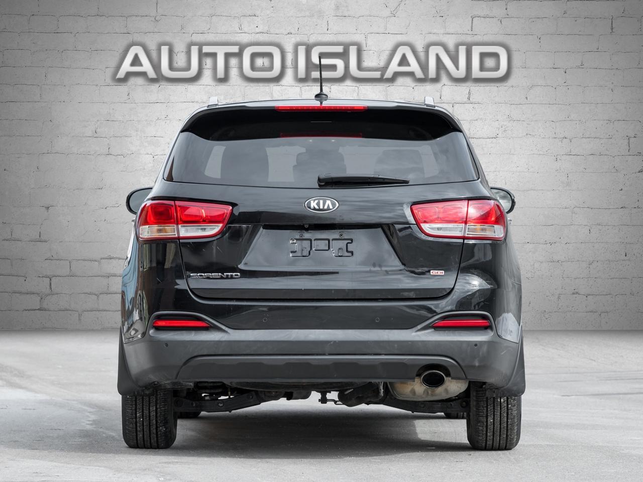 2017 Kia Sorento FWD LX, Backup Camera Photo