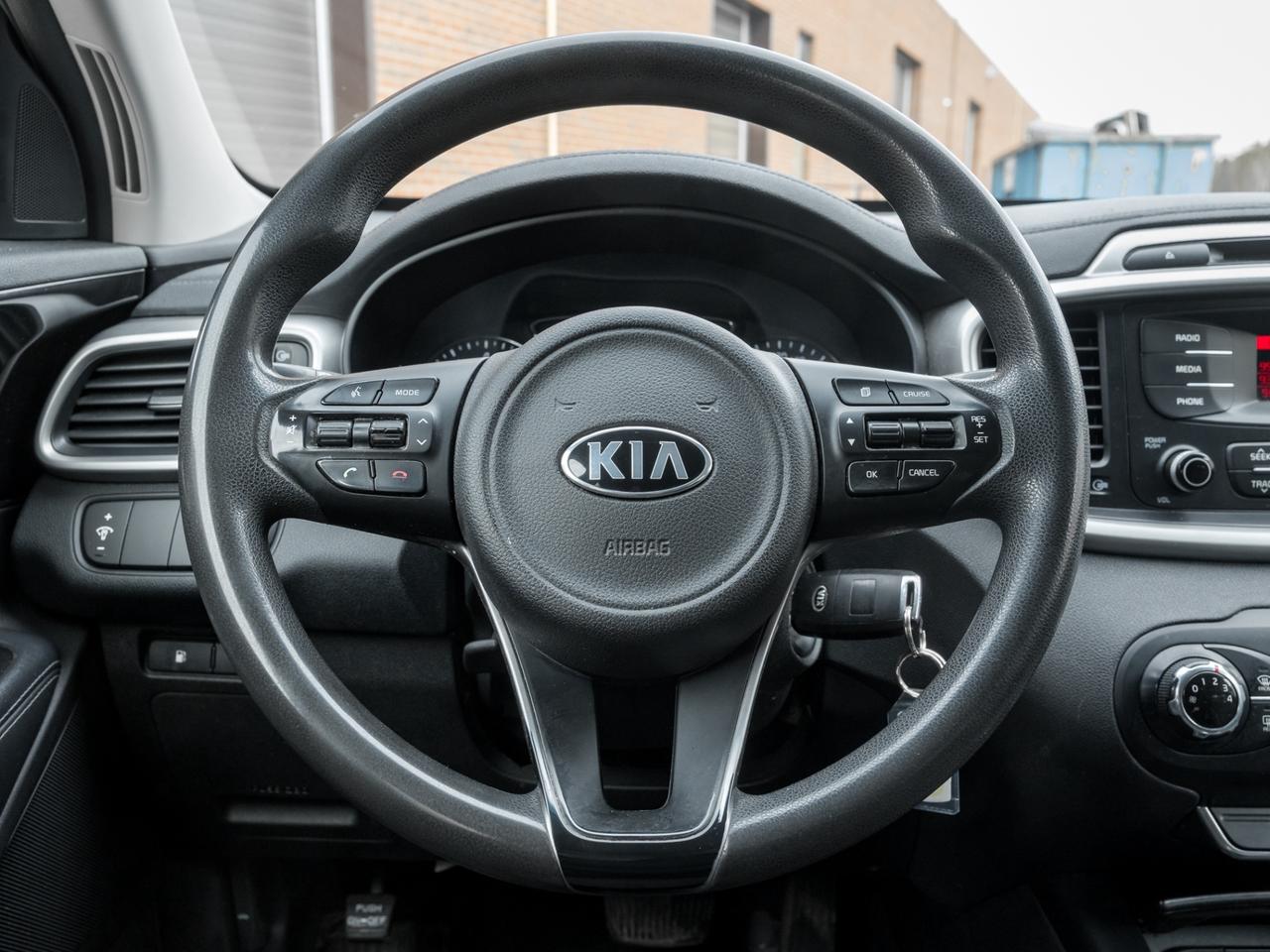2017 Kia Sorento FWD LX, Backup Camera Photo