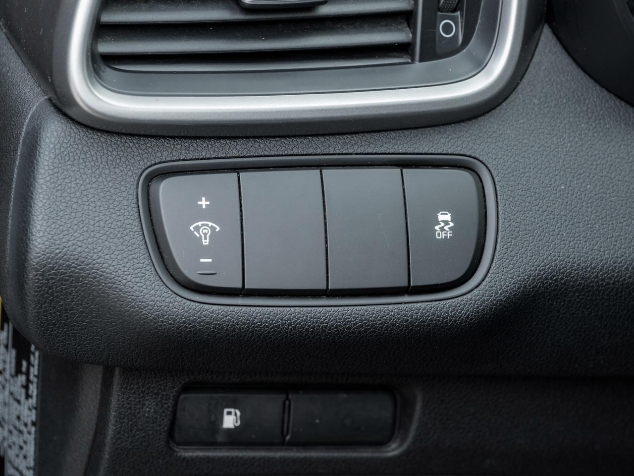 2017 Kia Sorento FWD LX, Backup Camera Photo