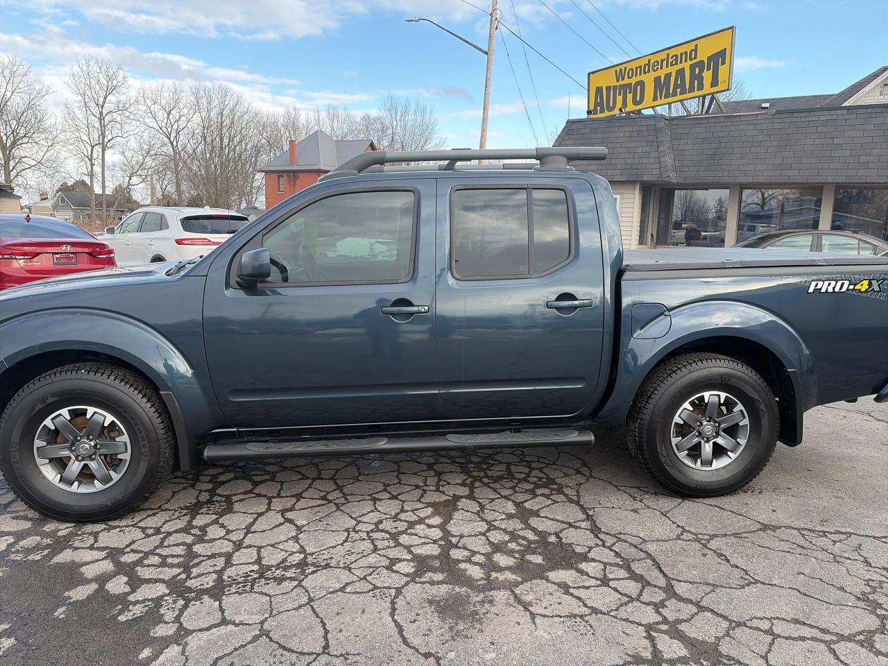 2017 Nissan Frontier PRO-4X4-LEATHER-LOADED Photo