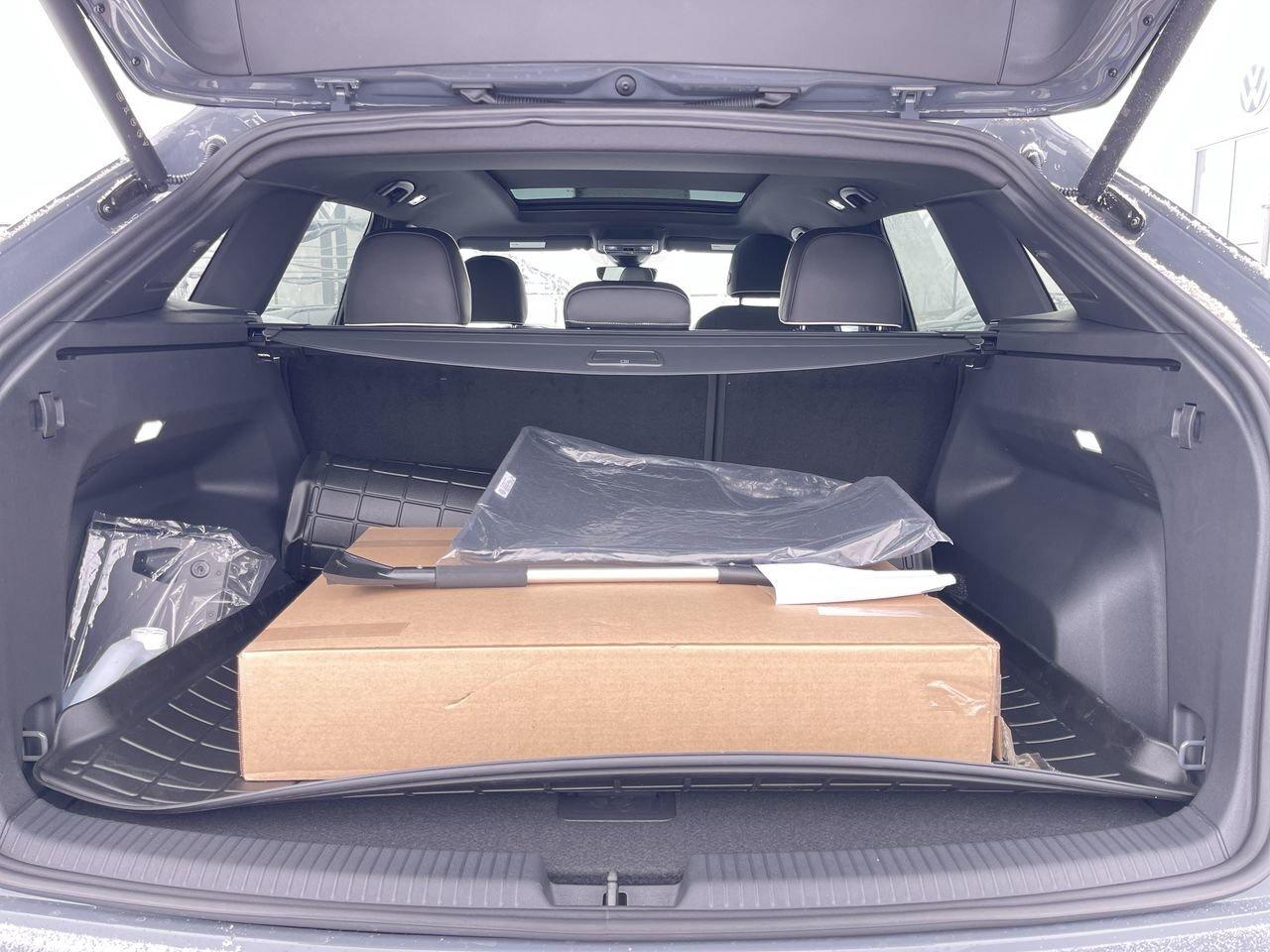 2026 Volkswagen Atlas Cross Sport Execline New Re-Designed 2026 Atlas  LIMITED INVEN Photo