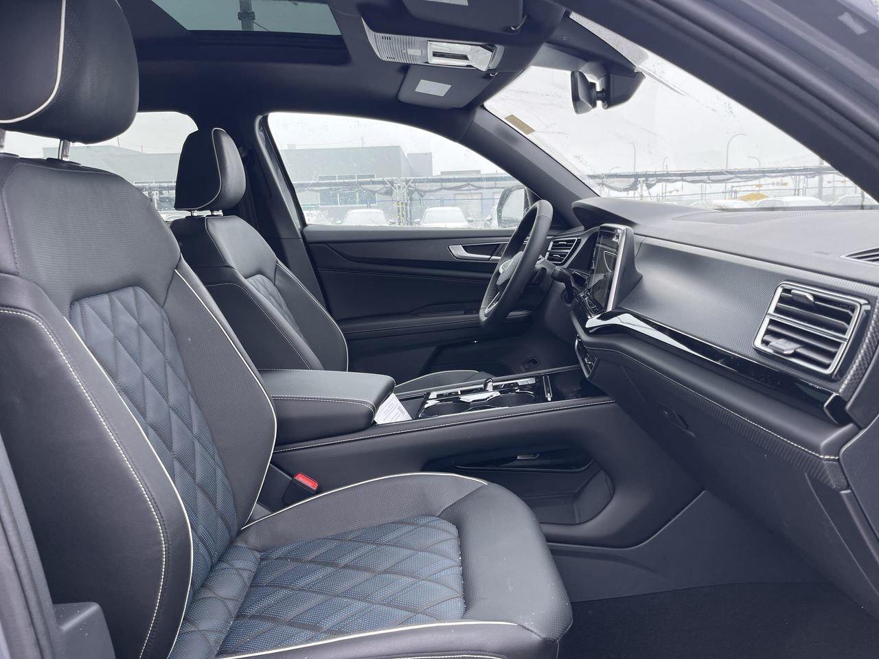 2026 Volkswagen Atlas Cross Sport Execline New Re-Designed 2026 Atlas  LIMITED INVEN Photo