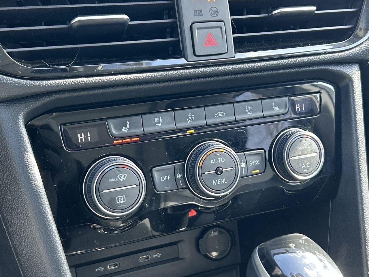 2022 Volkswagen Taos Highline 1.5T 7sp at DSG w/ Tip 4M Alloy Wheels  K Photo