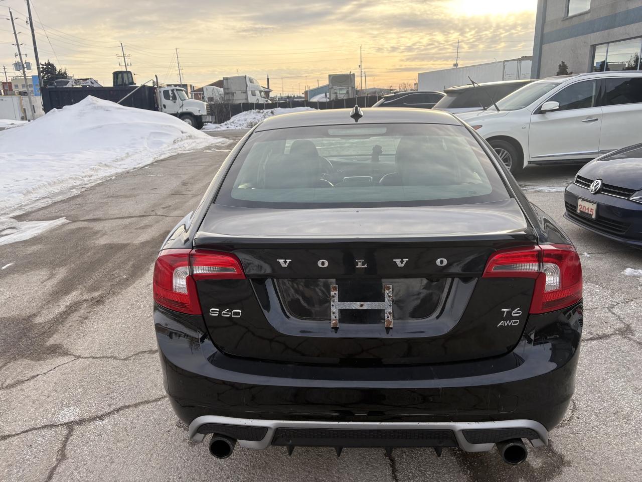 2013 Volvo S60 R  Photo