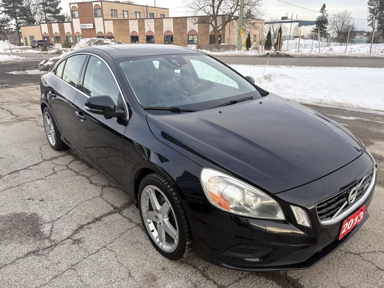 2013 Volvo S60 R  Photo