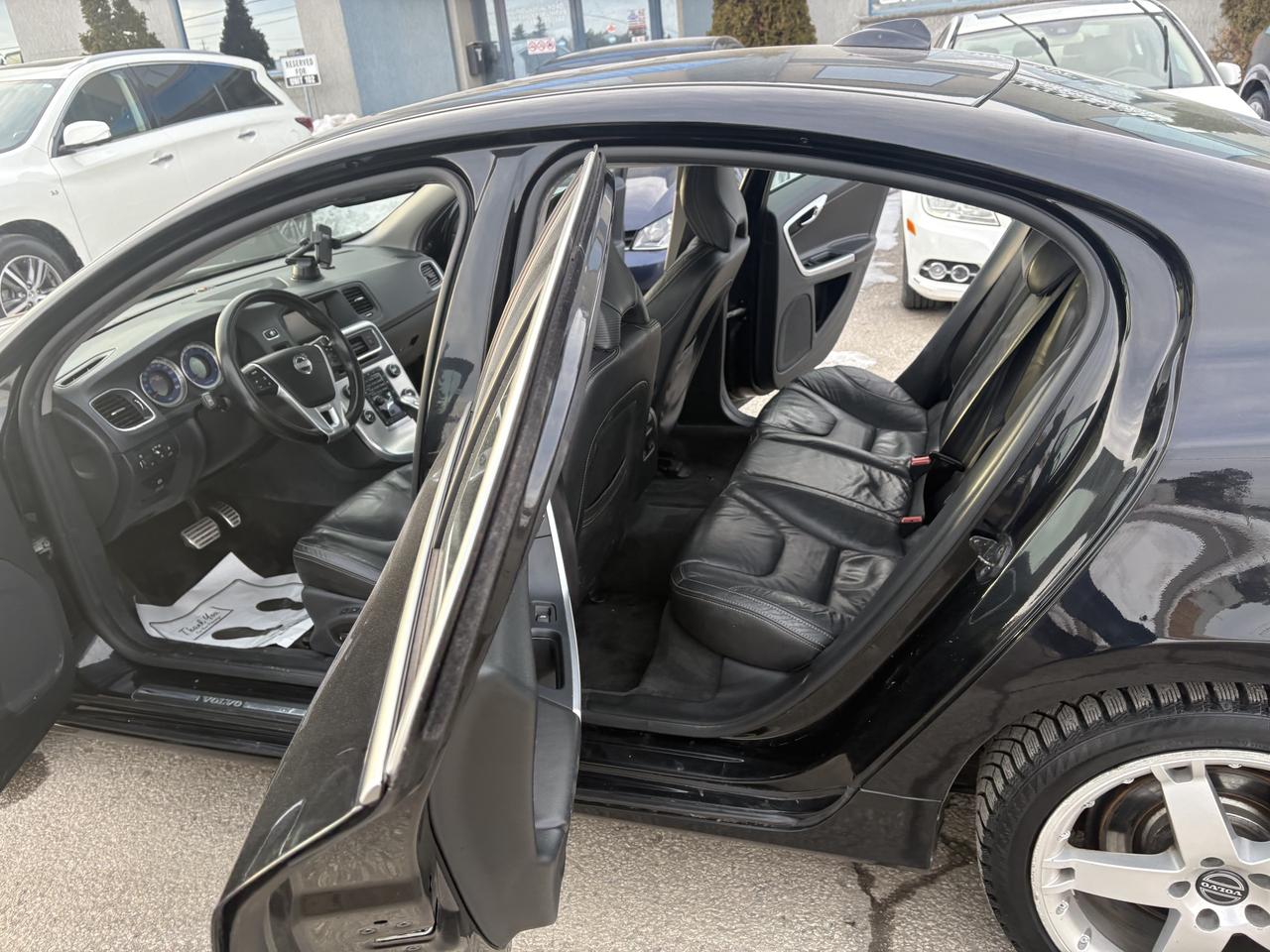 2013 Volvo S60 R  Photo