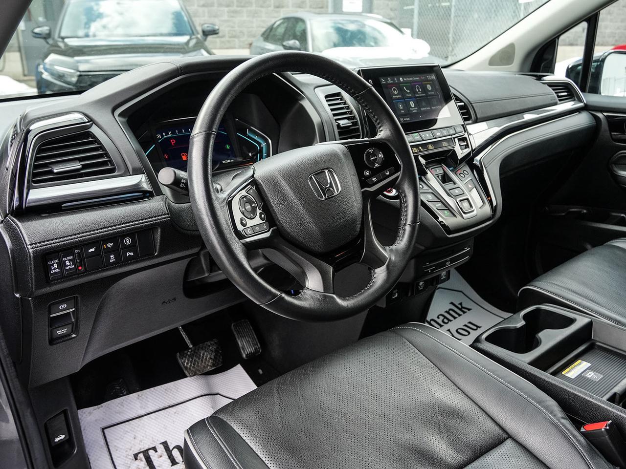 2024 Honda Odyssey Touring Photo