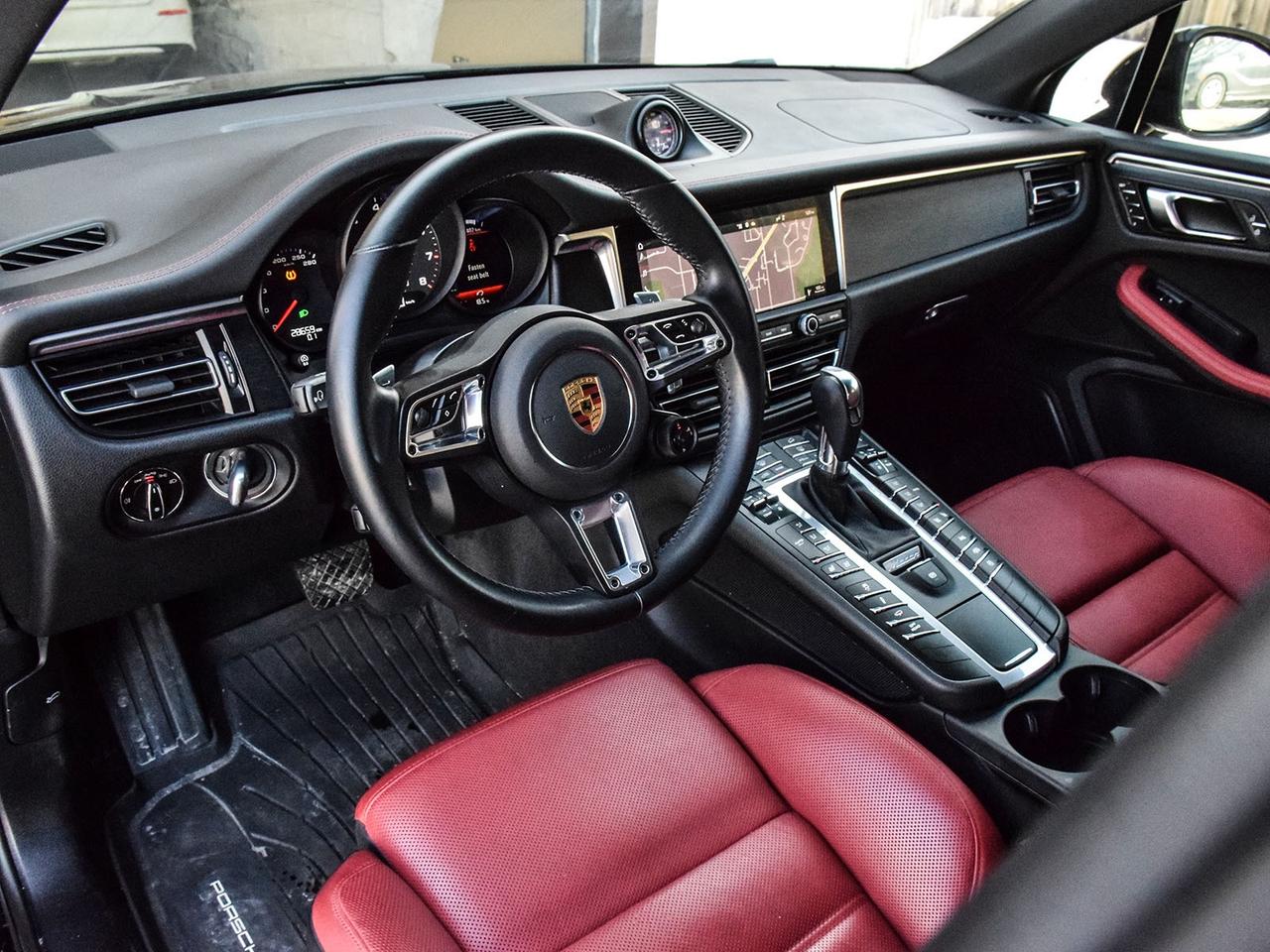 2021 Porsche Macan GTS Photo