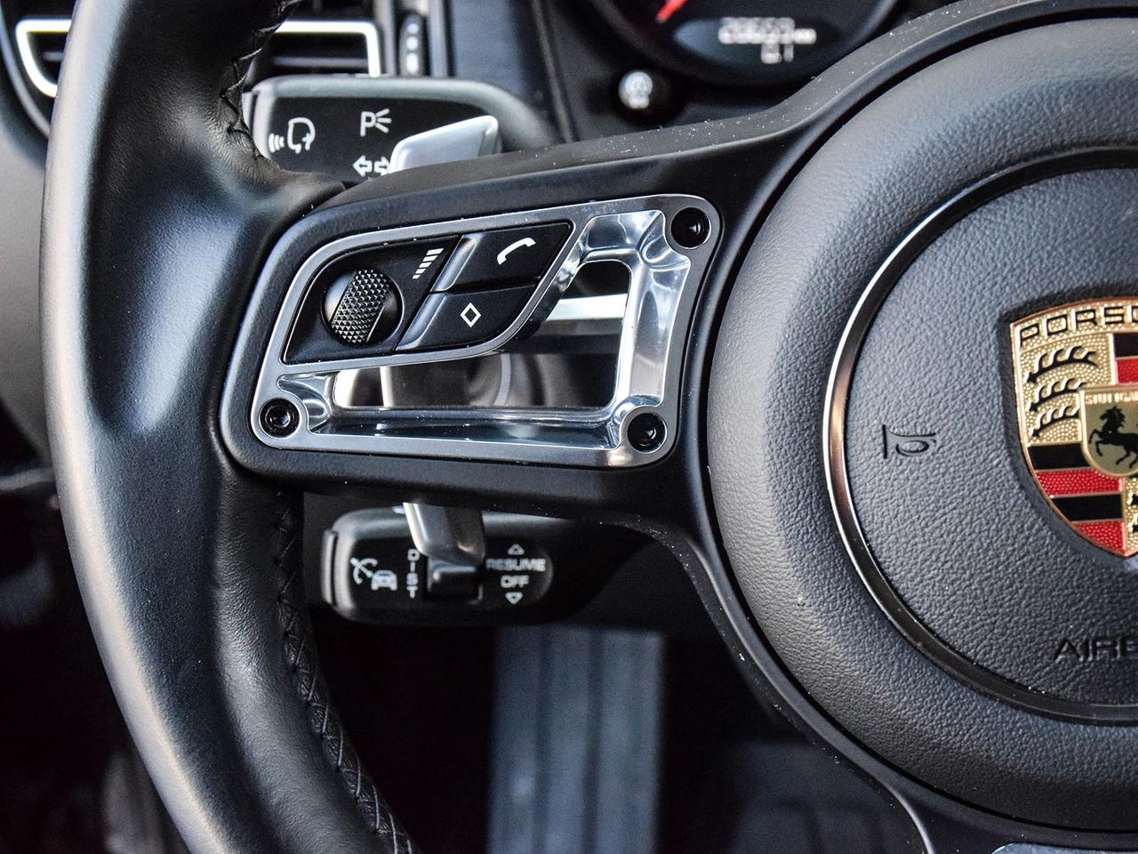 2021 Porsche Macan GTS Photo