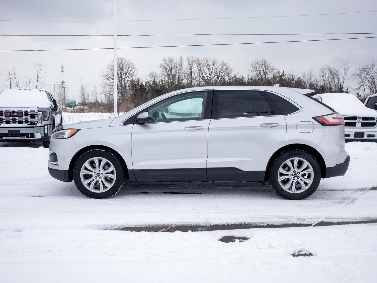 2019 Ford Edge Titanium - Rain Sensing Wipers   Keyless Entry Photo4