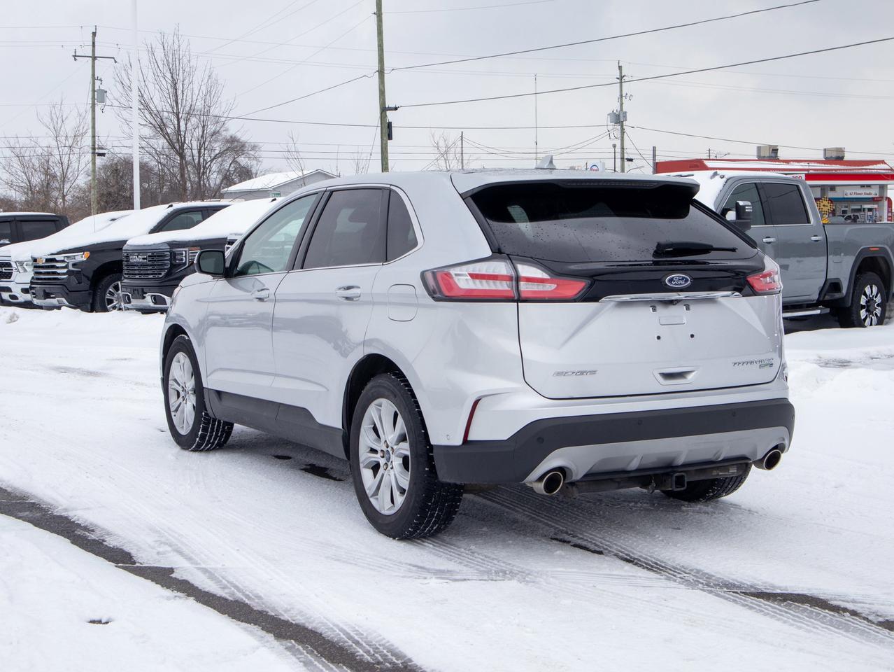 2019 Ford Edge Titanium - Rain Sensing Wipers   Keyless Entry Photo