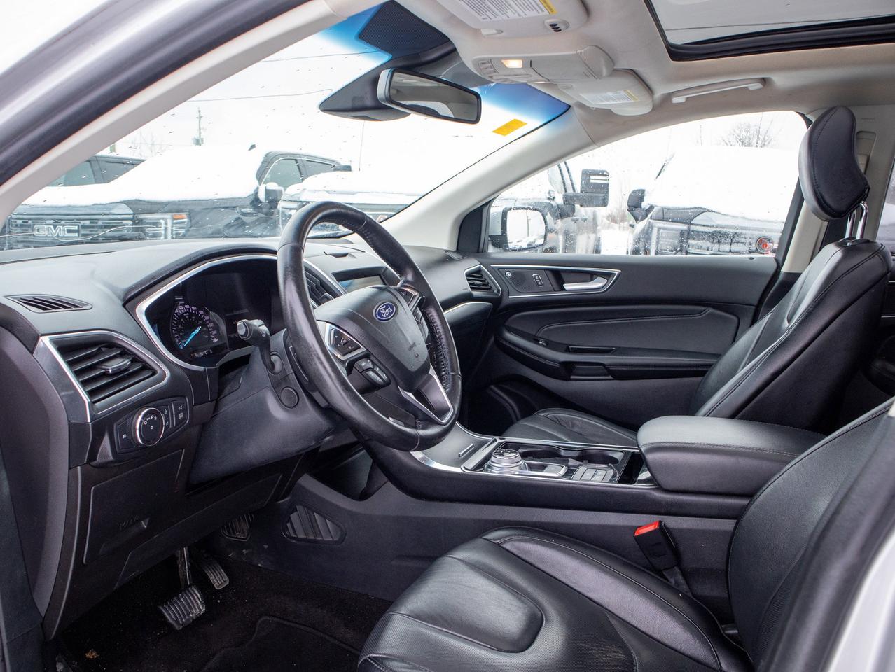 2019 Ford Edge Titanium - Rain Sensing Wipers   Keyless Entry Photo