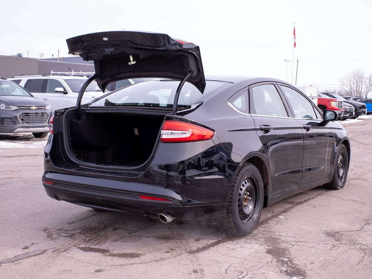2017 Ford Fusion SE - Power Driver Seat   Keyless Entry Photo