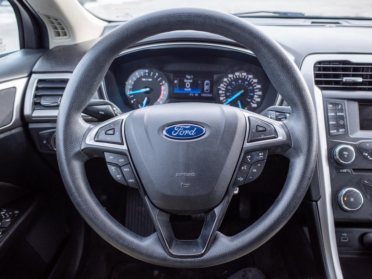 2017 Ford Fusion SE - Power Driver Seat   Keyless Entry Photo