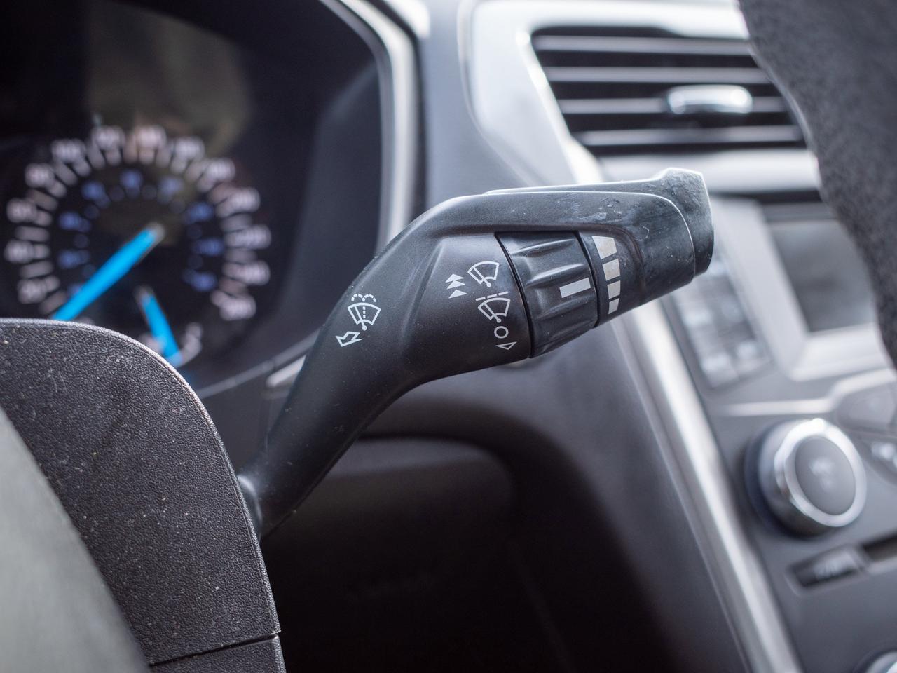 2017 Ford Fusion SE - Power Driver Seat   Keyless Entry Photo