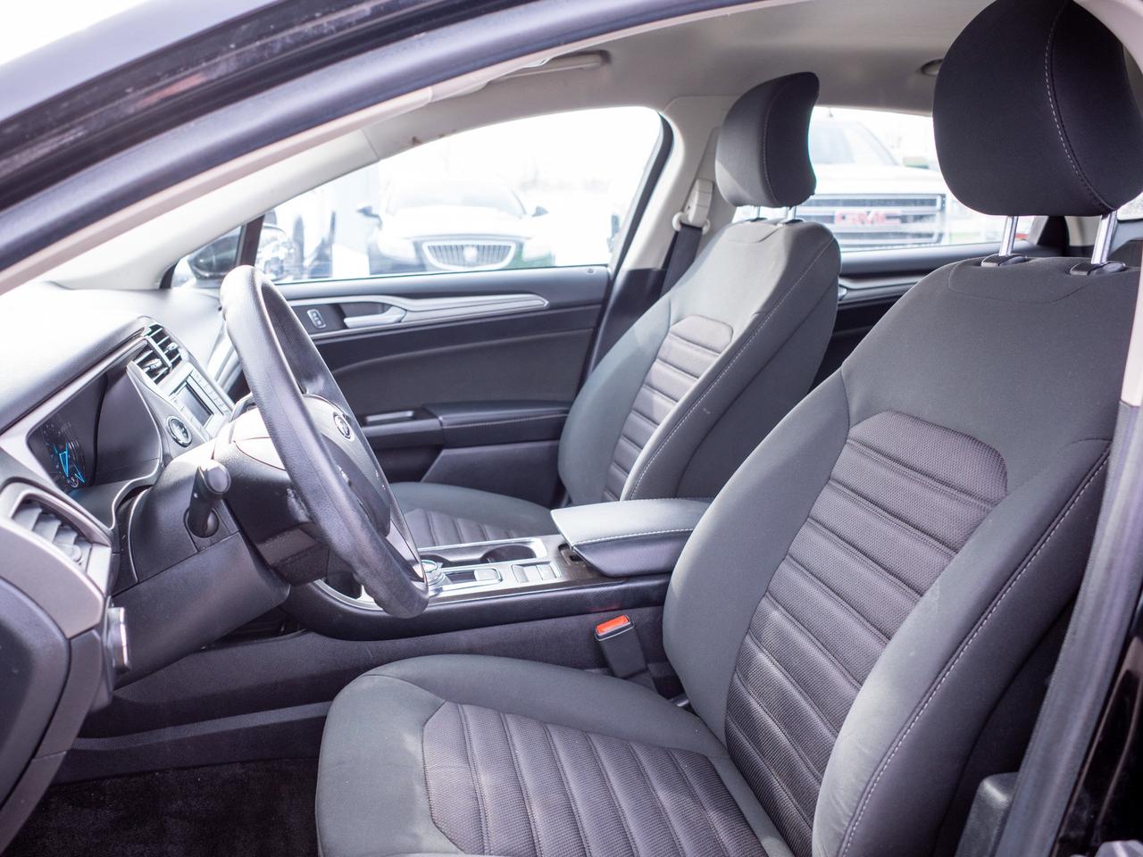 2017 Ford Fusion SE - Power Driver Seat   Keyless Entry Photo