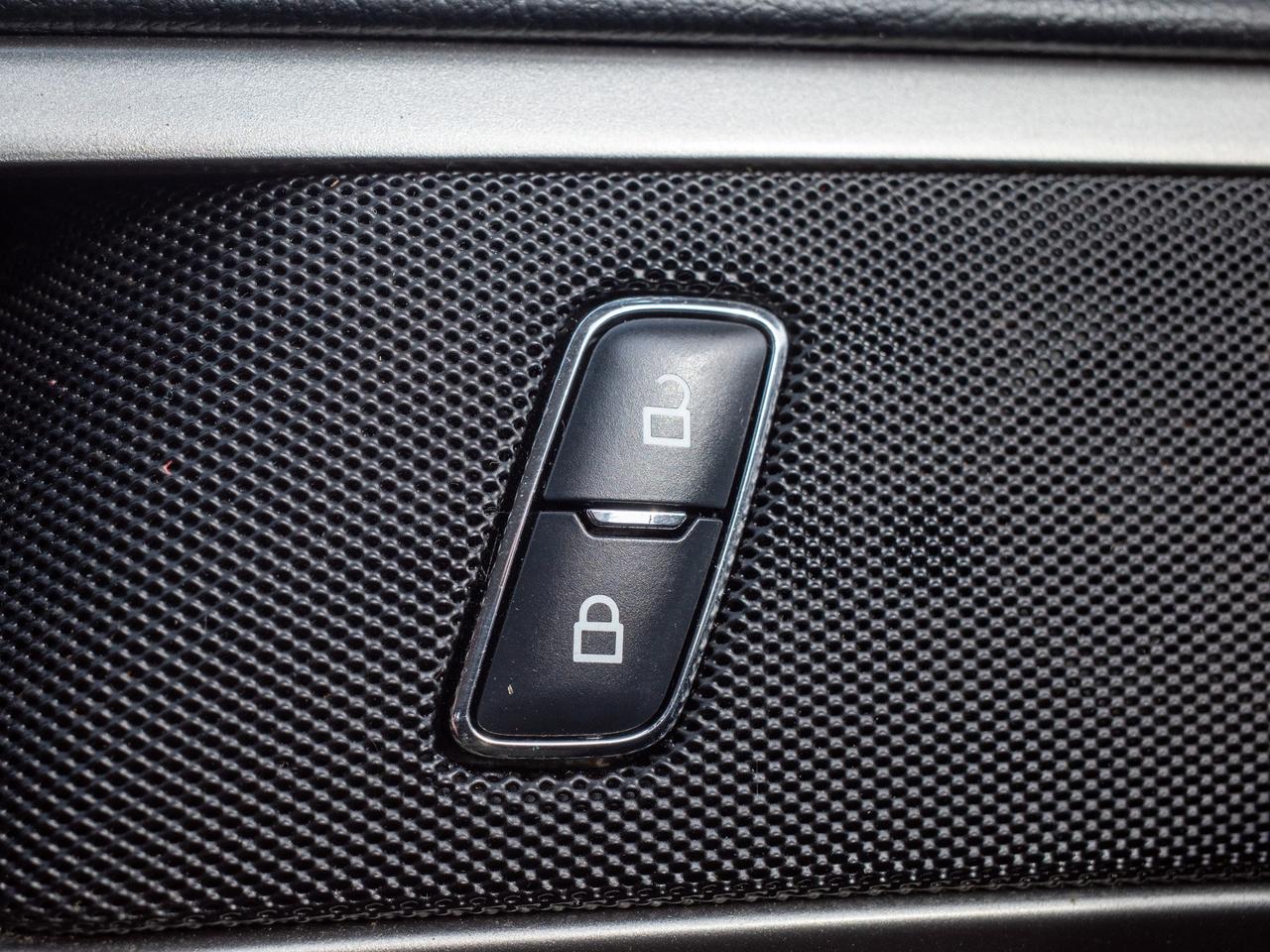 2017 Ford Fusion SE - Power Driver Seat   Keyless Entry Photo