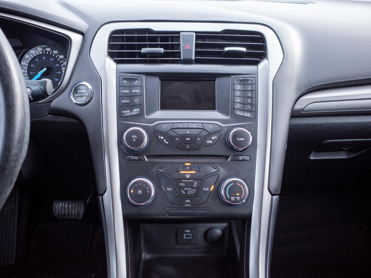 2017 Ford Fusion SE - Power Driver Seat   Keyless Entry Photo