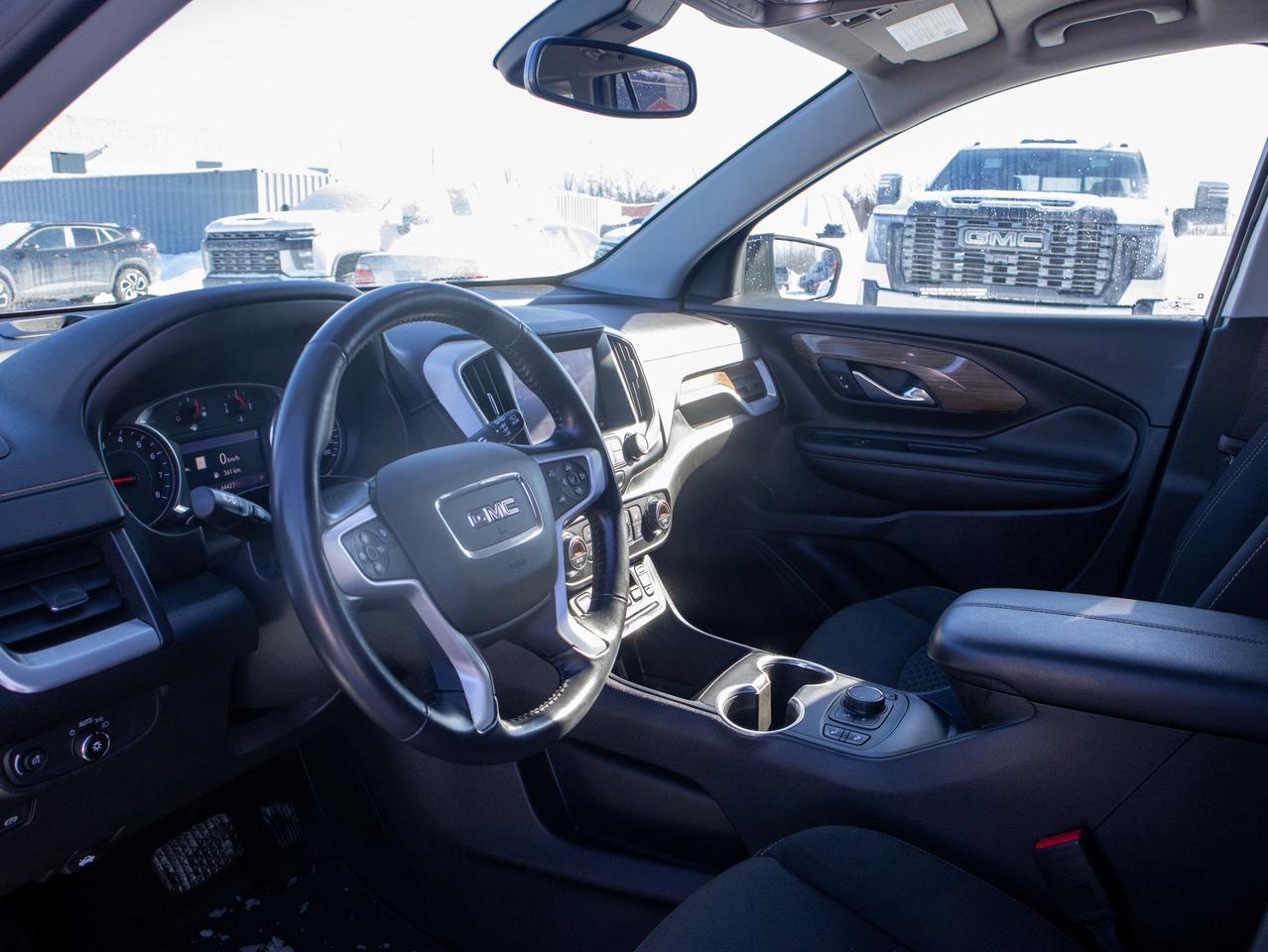 2021 GMC Terrain AWD 4DR SLE Photo