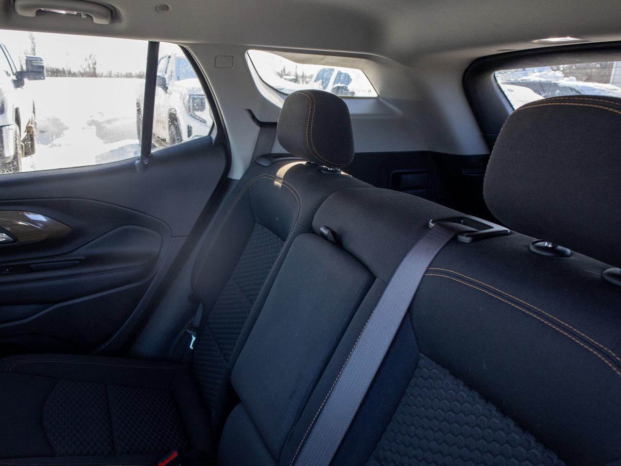 2021 GMC Terrain AWD 4DR SLE Photo