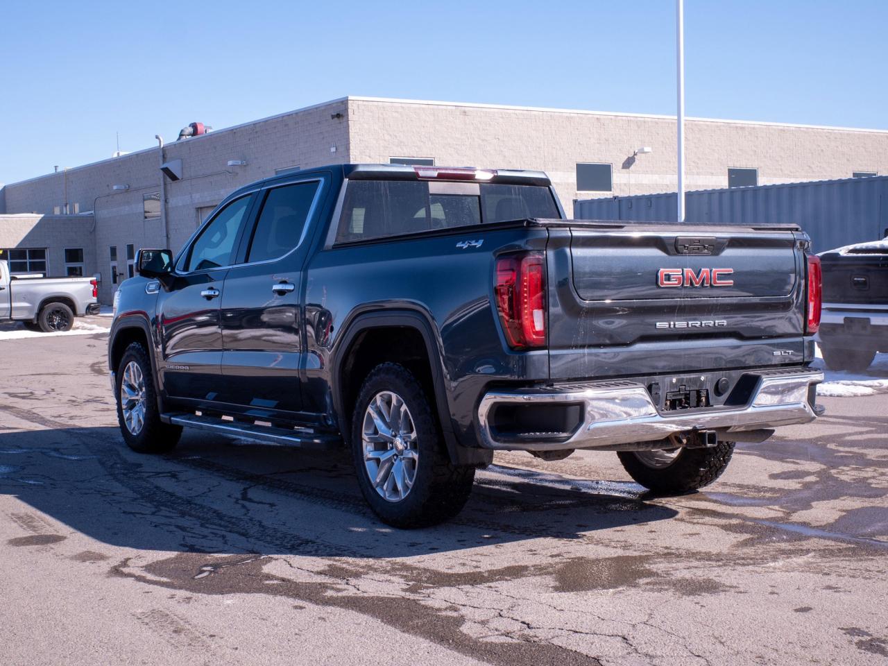2021 GMC Sierra 1500 SLT - Leather Seats   Heated Mirrors Photo