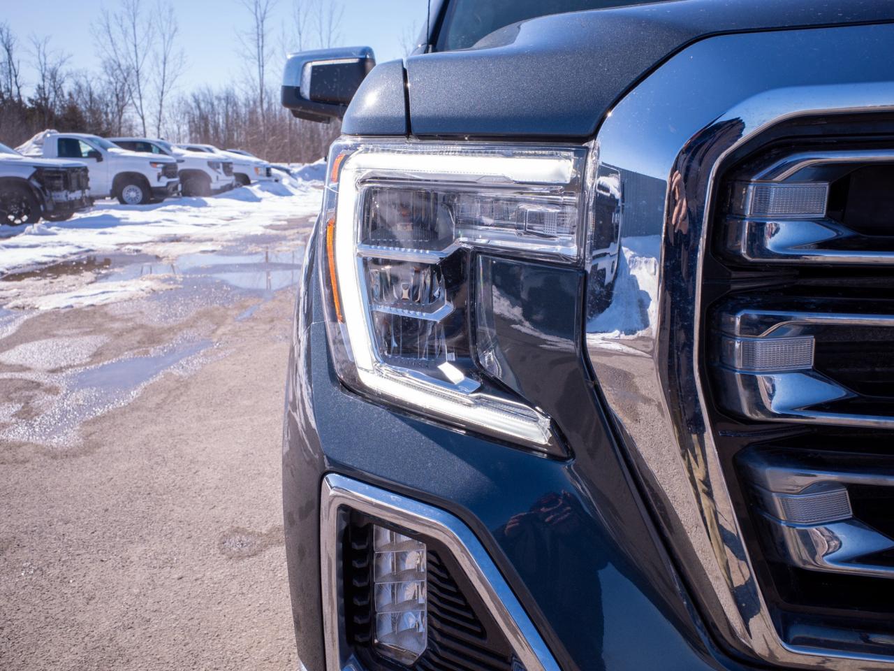 2021 GMC Sierra 1500 SLT - Leather Seats   Heated Mirrors Photo